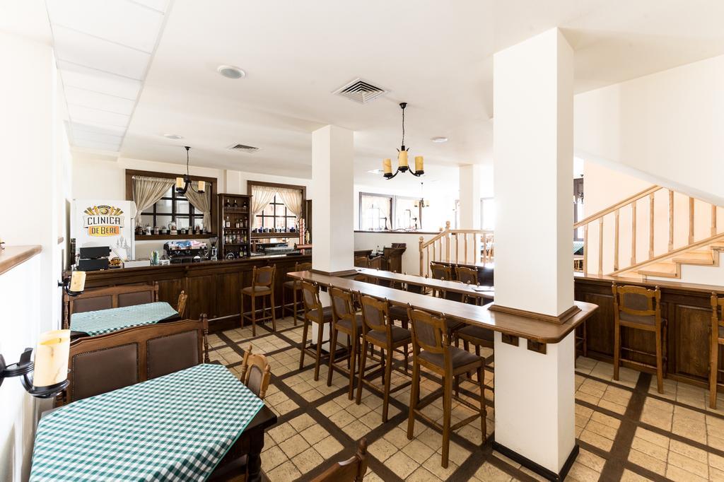 Mosnita Noua Hotel Castel Royal מראה חיצוני תמונה