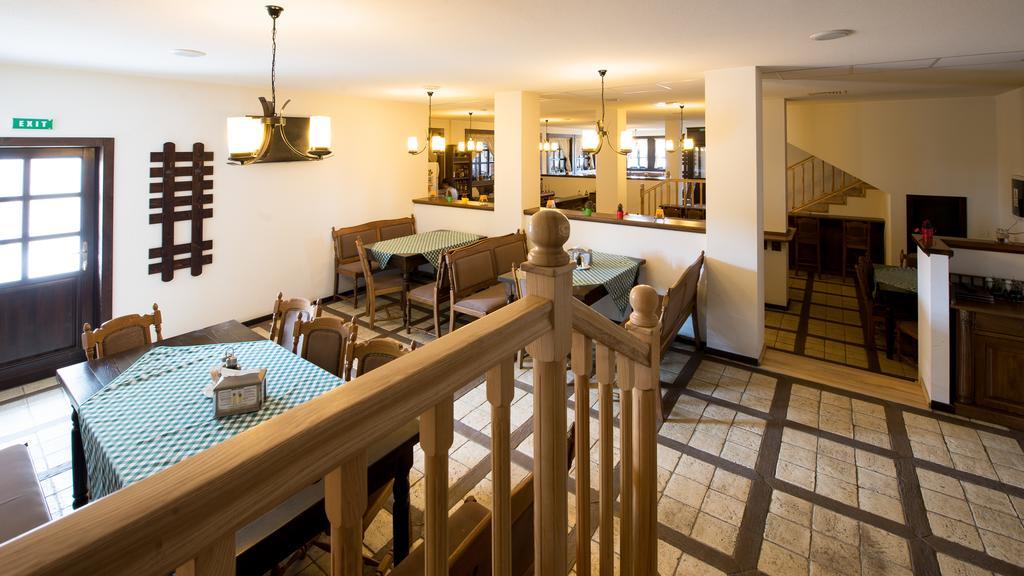 Mosnita Noua Hotel Castel Royal מראה חיצוני תמונה