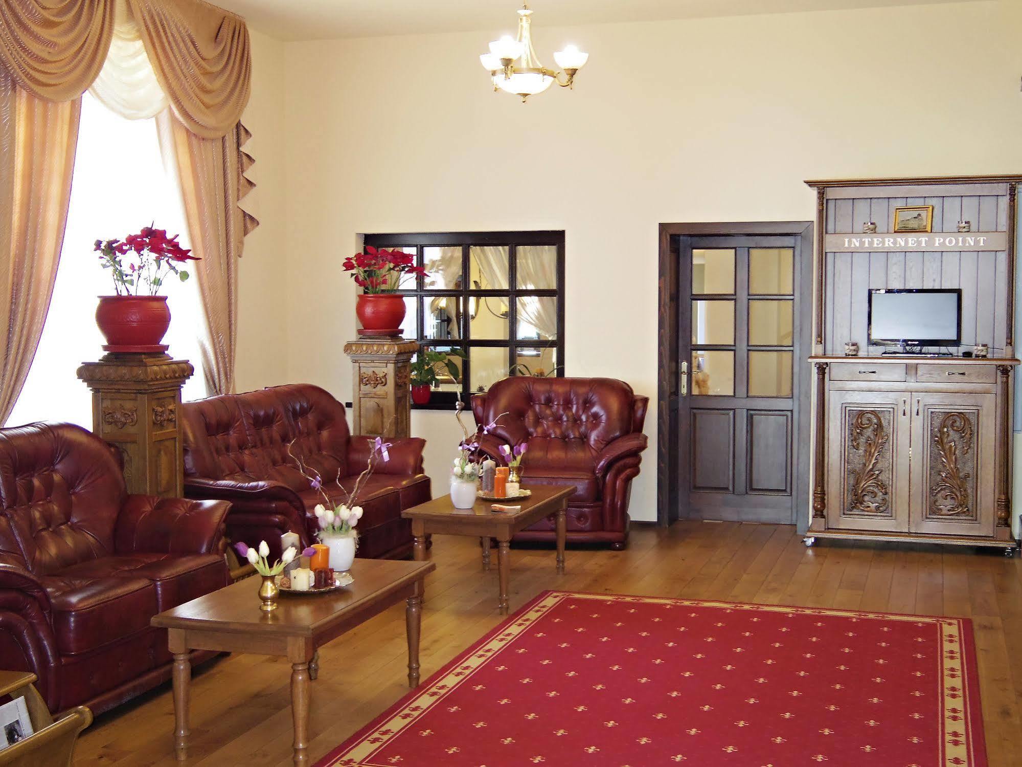 Mosnita Noua Hotel Castel Royal מראה חיצוני תמונה